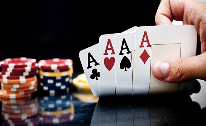 Rewards Available When Playing Online Poker